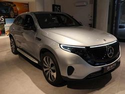 Cinzento Usado 2019 Mercedes EQC400 SUV | € 35.500 (Preço justo)