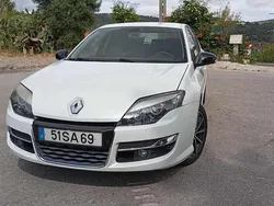 Branco Usado 2013 Renault Laguna III LIMITED Citadino | € 7.800