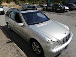 Cinzento Usado 2002 Mercedes C220 | € 7.500 (Preço elevado)