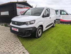 Branco Usado 2019 Peugeot Partner Monovolume | € 11.900 (Preço justo)