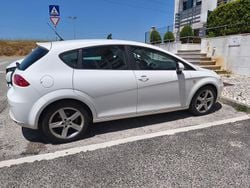 Branco Usado 2010 Seat Leon Citadino | € 8.650 (Preço justo)