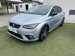 Cinza Usado 2021 Seat Ibiza FR Citadino | € 19.990