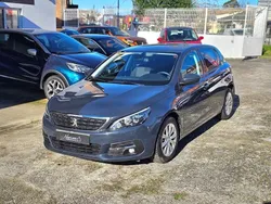 Cinza Usado 2020 Peugeot 308 Style Sedan | € 15.990 (Preço elevado)