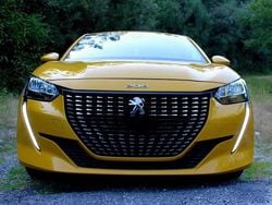 Outra Usado 2021 Peugeot 208 Active Citadino | € 16.000 (Preço elevado)