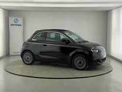 Preto Usado 2023 Fiat 500e Cabrios | € 25.990 (Preço justo)