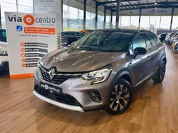 Cinza Usado 2023 Renault Captur Techno SUV | € 19.250 (Bom preço)