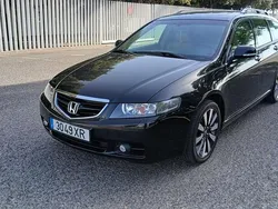 Usado 2004 Honda Accord Carrinha | € 13.500