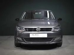 Cinzento Usado 2013 VW Polo Citadino | € 9.750