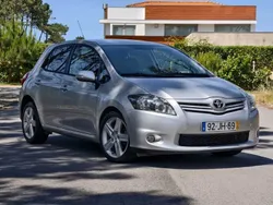 Usado 2010 Toyota Auris Sport Sedan | € 9.800 (Super Preço)