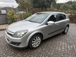 Cinza Usado 2004 Opel Astra | € 4.480 (Preço justo)
