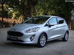 Cinza Usado 2018 Ford Fiesta Active Citadino | € 12.900 (Preço elevado)