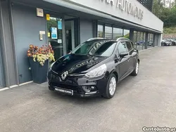 Preto Usado 2020 Renault Clio V LIMITED Sedan | € 12.250 (Super Preço)