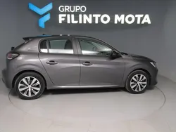 Cinza Usado 2023 Peugeot 208 Active Citadino | € 19.990 (Preço justo)