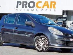 Cinzento Usado 2006 Renault Clio II | € 4.990 (Preço justo)