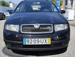 Usado 2003 Skoda Fabia Citadino | € 1.600 (Preço justo)