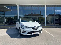 Branco Usado 2021 Renault Clio V | € 18.250 (Preço justo)