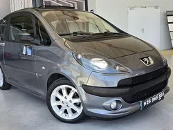 Cinza Usado 2005 Peugeot 1007 Citadino | € 4.150