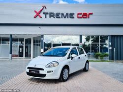 Branco Usado 2018 Fiat Punto Lounge Citadino | € 10.900 (Caro)