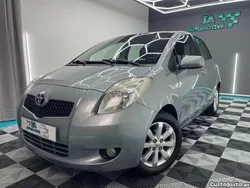 Cinza Usado 2008 Toyota Yaris | € 6.499 (Preço justo)