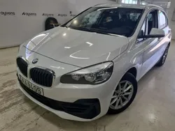 Branco Usado 2020 BMW 216 Active Tourer Advantage Monovolume | € 20.400 (Preço elevado)