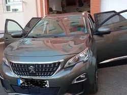 Usado 2017 Peugeot 3008 Sedan | € 15.500 (Bom preço)