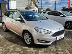 Cinza prata Usado 2016 Ford Focus Trend+ Carrinha | € 10.900 (Preço elevado)