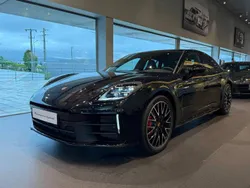 Preto jet metalizado Novo 2024 Porsche Panamera 4S Sedan | € 181.970