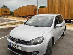 Cinzento Usado 2009 VW Golf VI Citadino | € 9.000 (Preço justo)