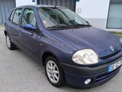 Usado 2000 Renault Clio II Sedan | € 1.550