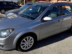 Usado 2005 Opel Astra Elegance Sedan | € 6.500 (Caro)