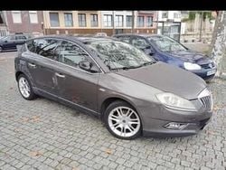 Cinzento Usado 2010 Lancia Delta Citadino | € 2.900