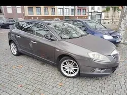 Cinzento Usado 2010 Lancia Delta Citadino | € 2.900