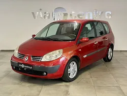 Vermelho Usado 2005 Renault Scénic II Luxe Monovolume | € 3.650 (Preço elevado)