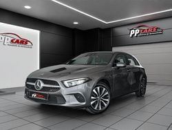 Cinza Usado 2021 Mercedes A250 | € 26.450 (Bom preço)