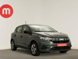 Usado 2024 Dacia Sandero Essentiel Citadino | € 15.999 (Bom preço)