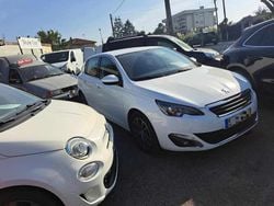 Branco Usado 2016 Peugeot 308 Citadino | € 9.880 (Preço justo)