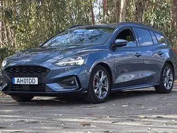 Usado 2021 Ford Focus ST-Line X Sedan | € 19.250 (Bom preço)