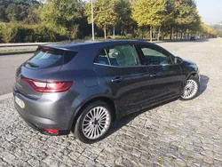 Usado 2016 Renault Mégane III Intens Sedan | € 9.999 (Super Preço)
