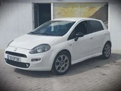 Branco Usado 2014 Fiat Punto Easy Citadino | € 6.900 (Preço justo)