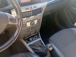 Usado 2004 Opel Astra Cosmo Sedan | € 1.800 (Super Preço)