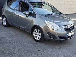 Usado 2010 Opel Meriva Eco Monovolume | € 4.590 (Preço justo)