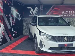 Branco Usado 2024 Peugeot 5008 Allure Monovolume | € 32.500