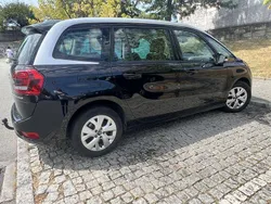 Usado 2021 Citroën C4 SpaceTourer Monovolume | € 16.000 (Preço justo)