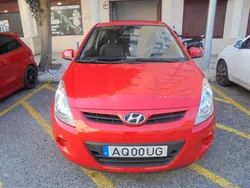 Vermelho Usado 2011 Hyundai i20 Classic Citadino | € 5.500