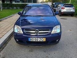 Usado 2005 Opel Vectra Sedan | € 2.999
