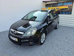 Preto Usado 2008 Opel Zafira Monovolume | € 3.950