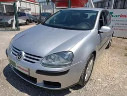 Cinzento Usado 2005 VW Golf IV Trendline Citadino | € 5.250 (Super Preço)