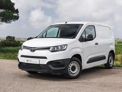 Branco (sólida) Usado 2024 Toyota Proace City Van | € 20.450 (Preço justo)
