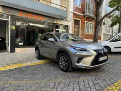 Cinzento Usado 2018 Lexus NX300h SUV | € 29.500