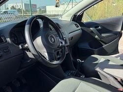 Usado 2012 VW Polo Sedan | € 8.000 (Bom preço)